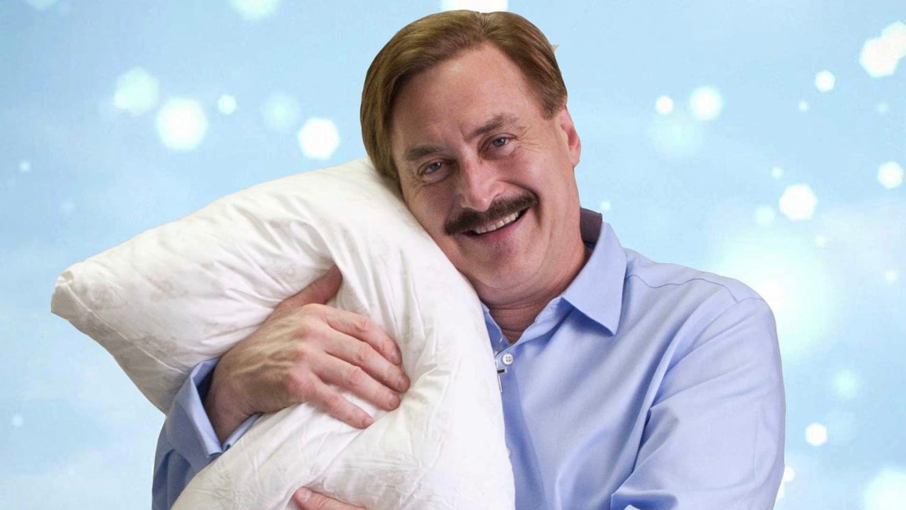 Hardees Seizes Moment To Hock Biscuits After MyPillow CEO Mike Lindell Stopped At Hardees Drive-Thru By FBI