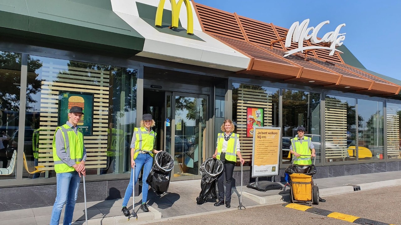 Man Quit His 100K Job To Take Pay Cut As Overnight Cleaner At McDonald’s