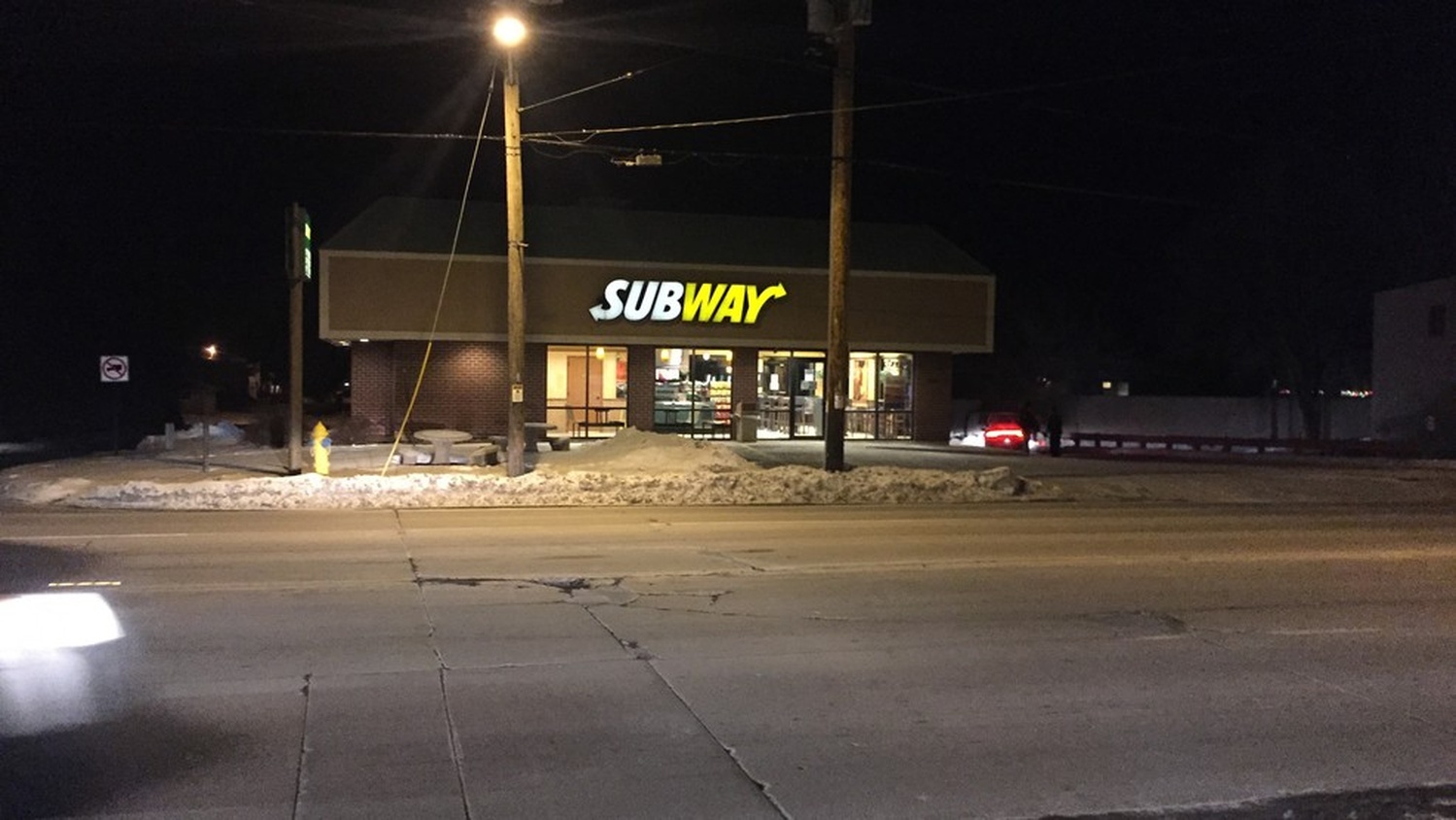 Three Robberies Pulled Off In Less Than An Hour; At Wendy’s, Subway And McDonald’s In The Same Town