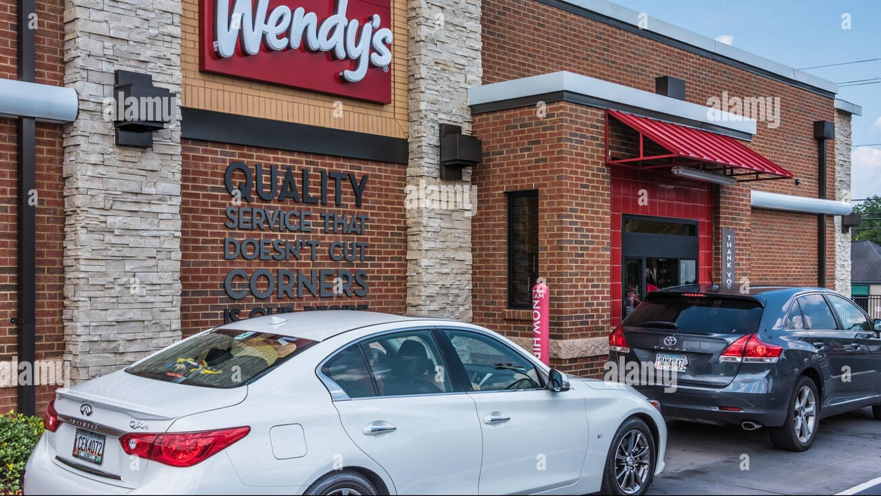 Wendy’s Has Customer ‘Spitting’ Mad Over Long Wait In Drive-Thru Line
