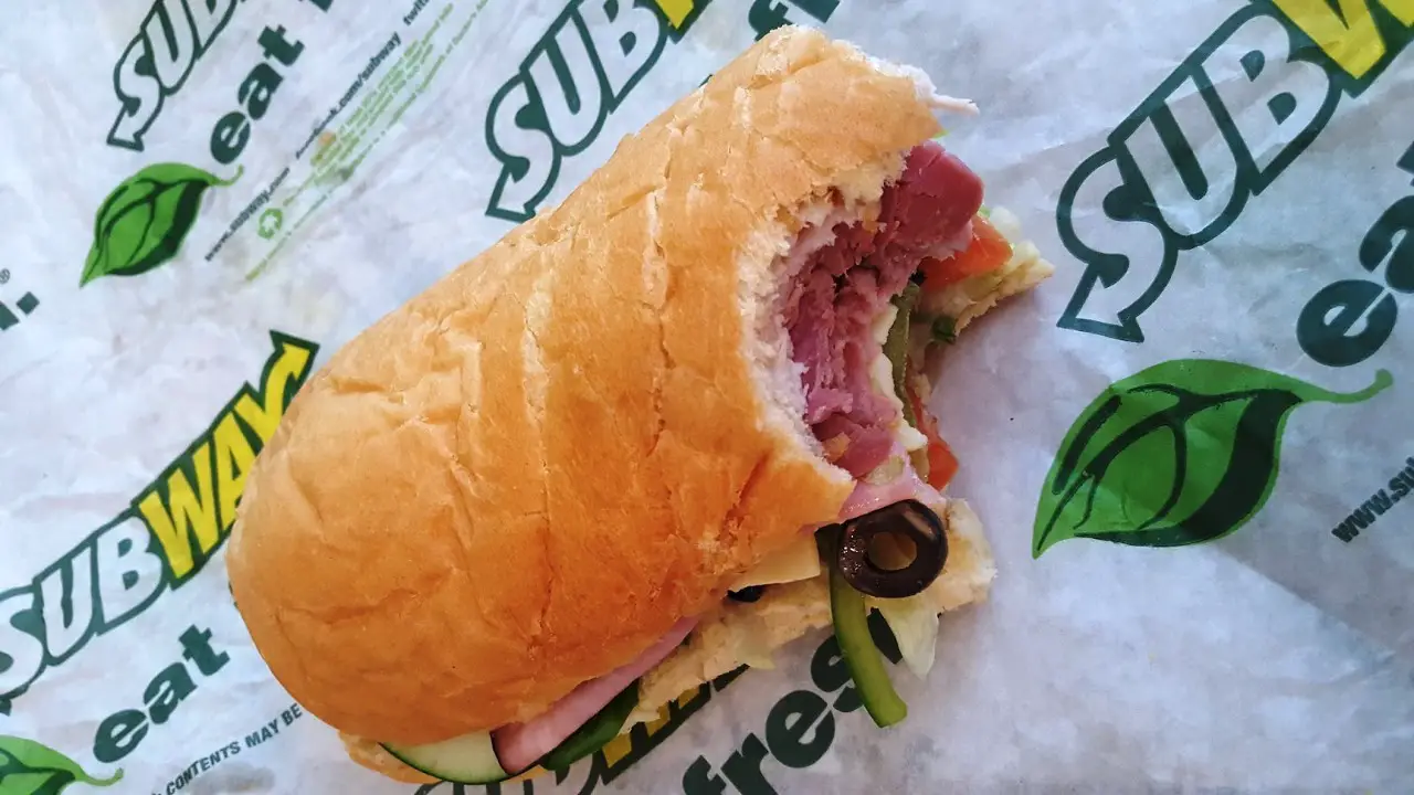 Man Broke Into Subway And Bit Police Officer On The Leg After Narrowly Avoiding Prison Time The Day Before