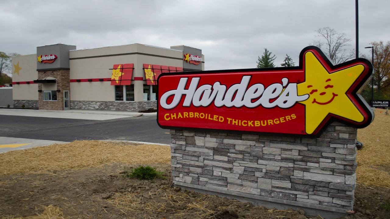 Hardee’s Closes Locations Unexpectedly In Multiple States; Some Shutdown In The Middle Of Shift