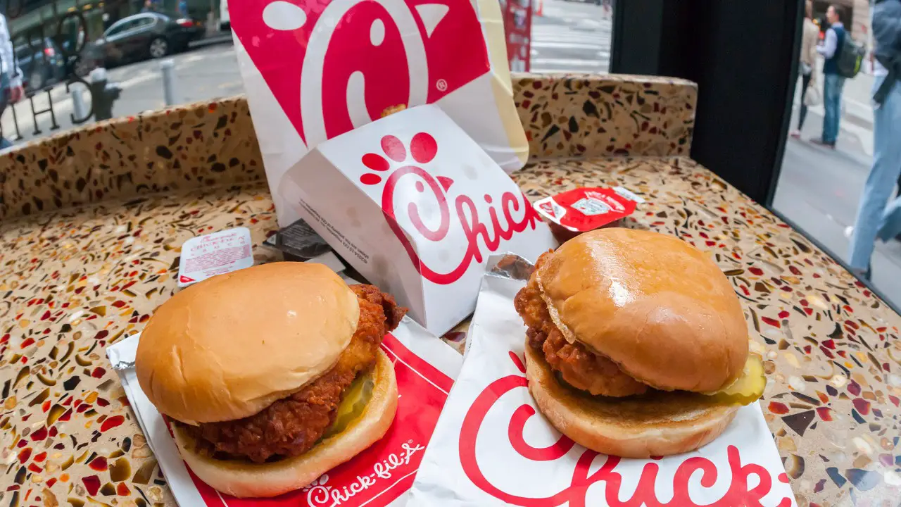 The 8 Priciest Fast Food Chains In 2024